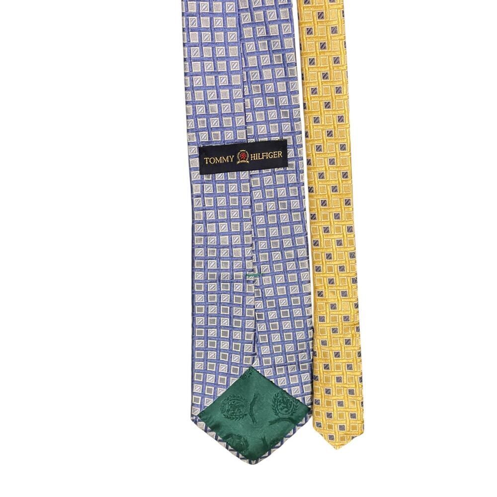 Vintage Tommy Hilfiger 100% Silk Tie - Picture 3 of 6